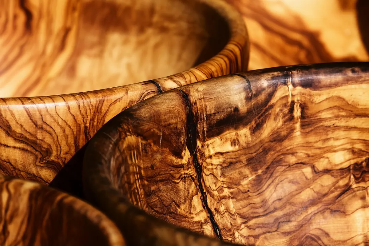 Wood Grain Direction Explained: How to Avoid Tearout on Every Cut